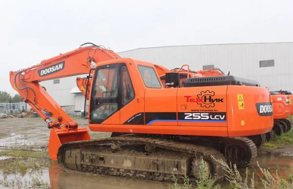 Фото Гусеничные экскаваторы Doosan DX225NLC