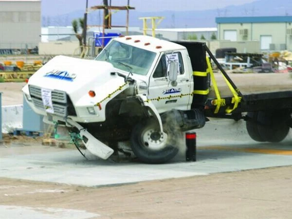 Фото Болларды автоматические выдвижные столбы