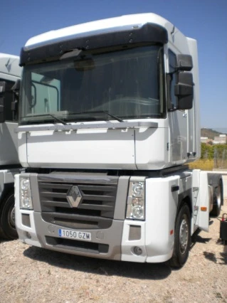 Фото Renault Magnum 480