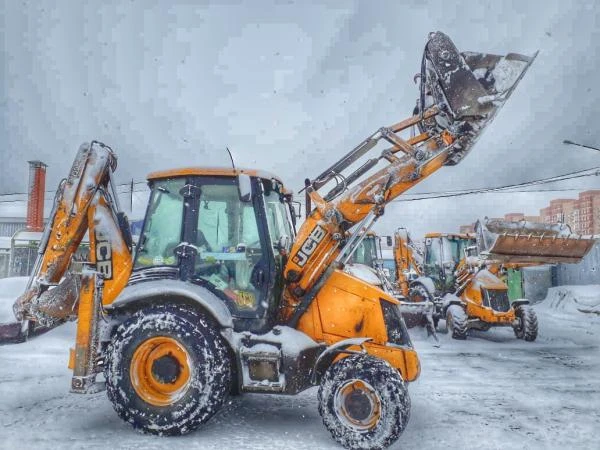 Фото Аренда экскаватора-погрузчика JCB 3CX