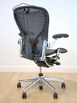 фото Herman Miller Aeron