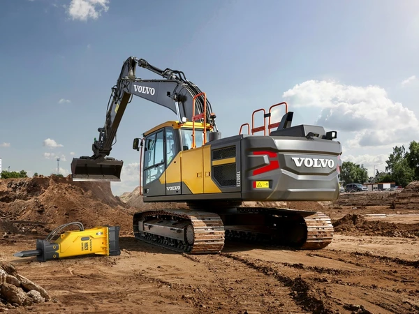 Фото Гусеничный экскаватор Volvo EC200D