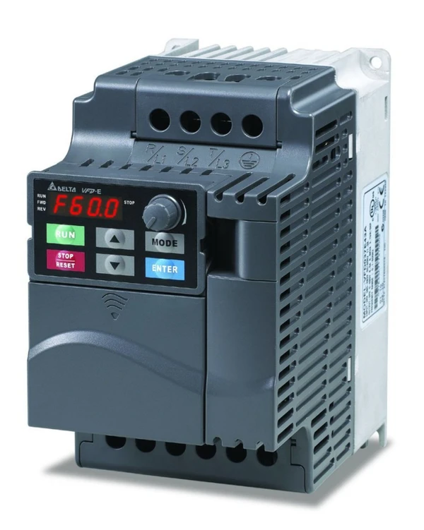 Фото Delta Electronics VFD022E43A  Преобразователь частоты (2.2kW 380V)