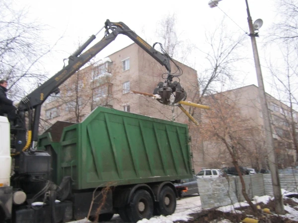 Фото Металлолом. Вывоз металлолома. Покупка металлолома. Прием металлолома. Демонтаж металлоконструкций.