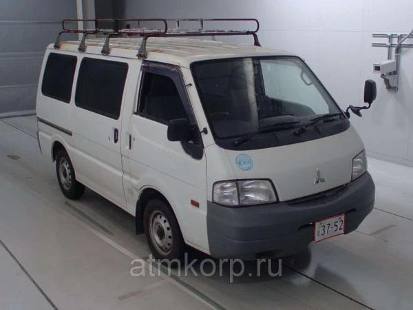 Фото Микроавтобус грузовой фургон MITSUBISHI DELICA 2011 багажник салон 2 места груз 750 кг пробег 152 т.км