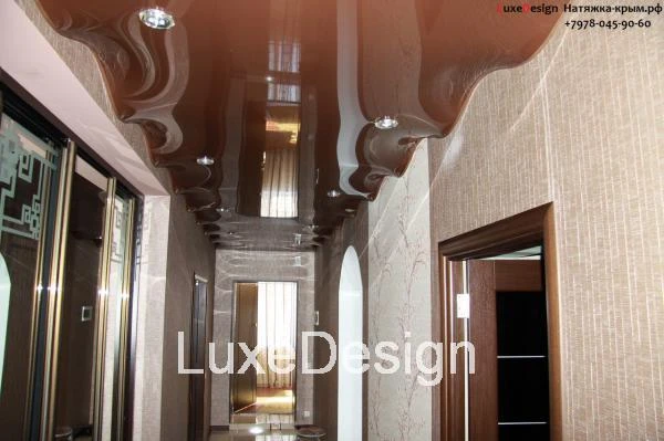 Фото Волнообразные натяжные потолки LuxeDesign