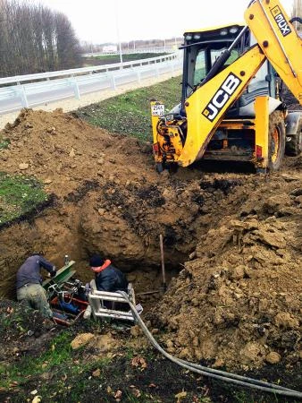 Фото Бурение дорожного прокола