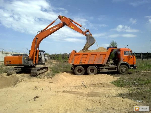 Фото Песок строительный в мешках и валом с доставкой