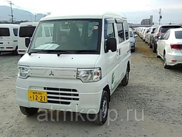 Фото Микроавтобус электромобиль MITSUBISHI MINICAB MIEV г 2013 запас хода 100 км груз 350 кг пробег 128 т.км бронза