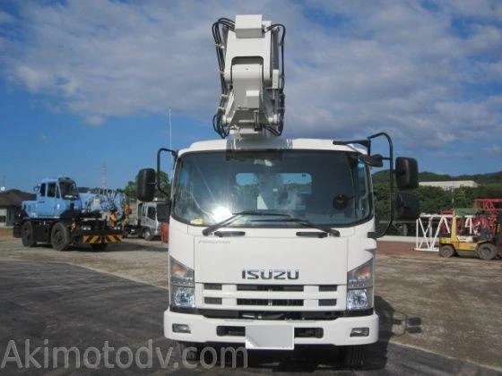 Фото Автовышка TADANO AT-300-2 на шасси ISUZU 2012г