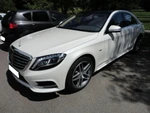 фото Самый крутой кортеж из черных и белых Mercedes-Benz S-Class W222 Long 2015