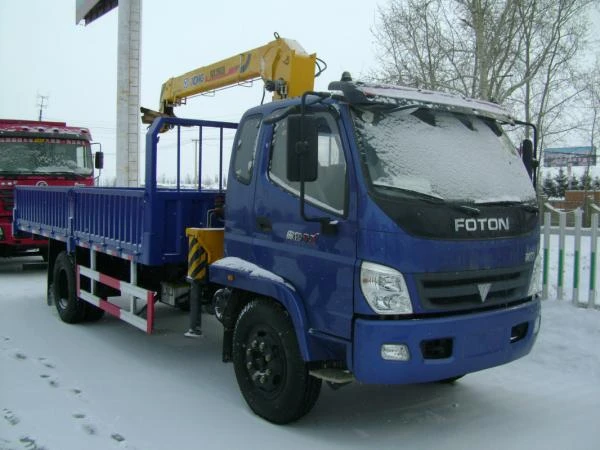 Фото Бортовой грузовик Foton 4х2 с кму 3.2 т