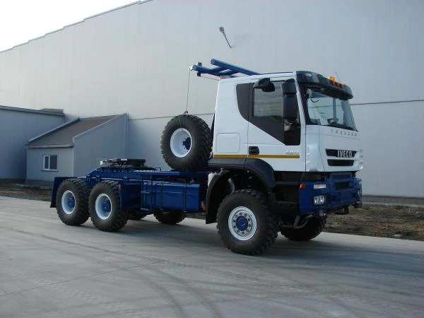 Фото Седельные тягачи IVECO-AMT