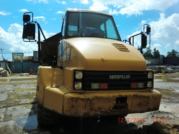 Фото Карьерный самосвал Caterpillar 730