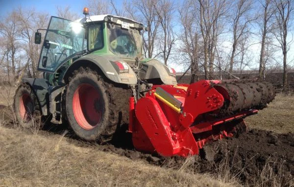 Фото Ротоватор Supersoil на FENDT 933