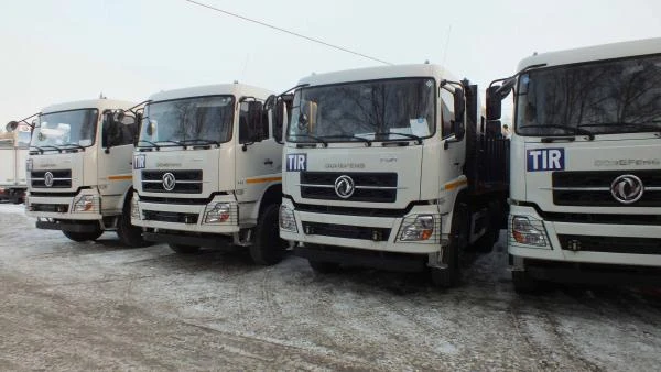 Фото Самосвал Dong Feng DFH3330A80