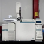 фото Хромато-масс-спектрометр Agilent 6890/5973 (ГХ-МС)