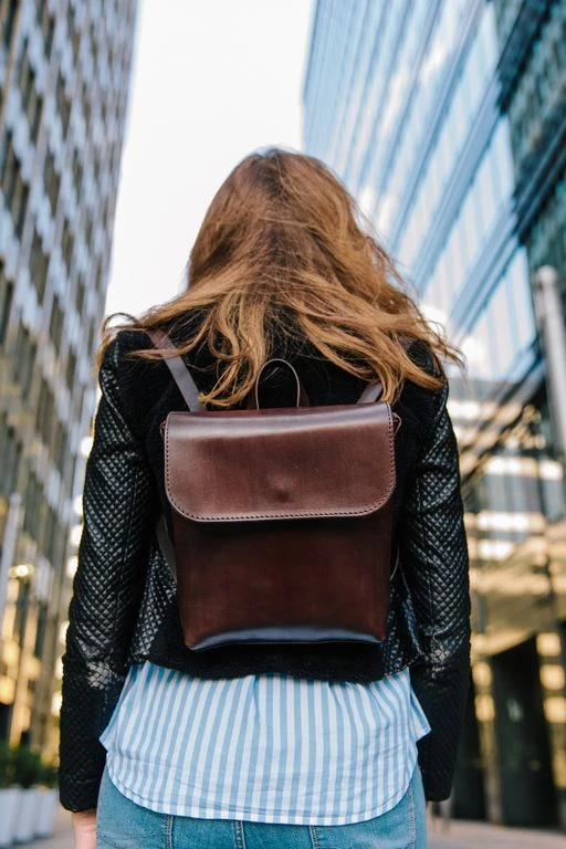 Фото Кожаный коричневый женский рюкзак City Mini Brown