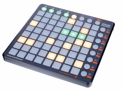 Фото MIDI-контроллер Novation Launchpad S