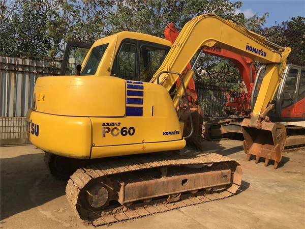 Фото Запасные части экскаваторов KOMATSU PC60-7