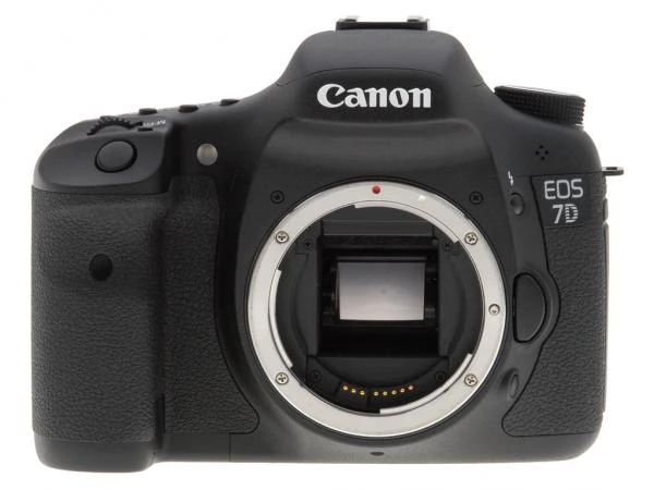 Фото Canon Зеркальный фотоаппарат Canon EOS 7D Body