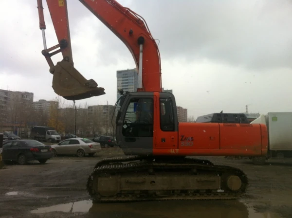 Фото В аренду экскаватор Hitachi ZX330