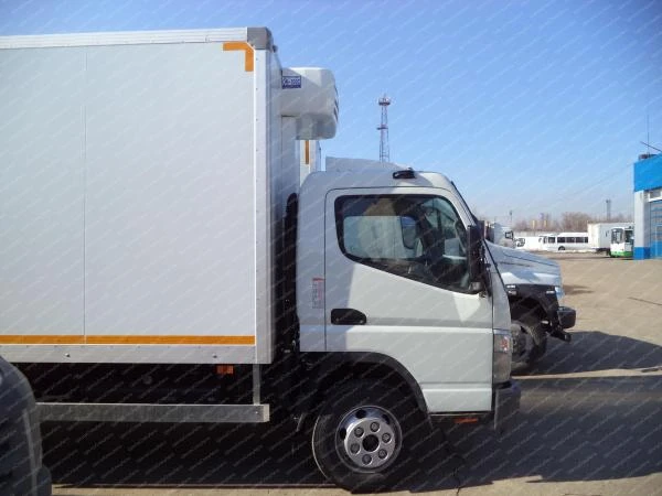 Фото Автофургон рефрижератор на шасси Fuso Canter с ХОУ Dongin Thermo DM-500C