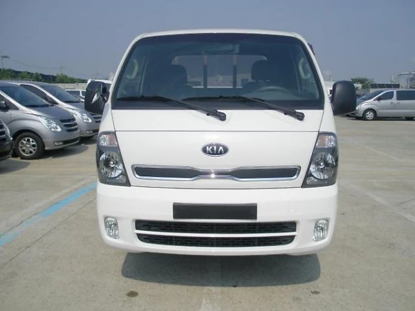 Фото Отличный Kia Bongo 2012 г. в. с оцинковкой