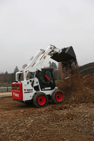 Фото Аренда Bobcat,Бобкет,Бобкат,Бобкэт с навесным в Красноярске