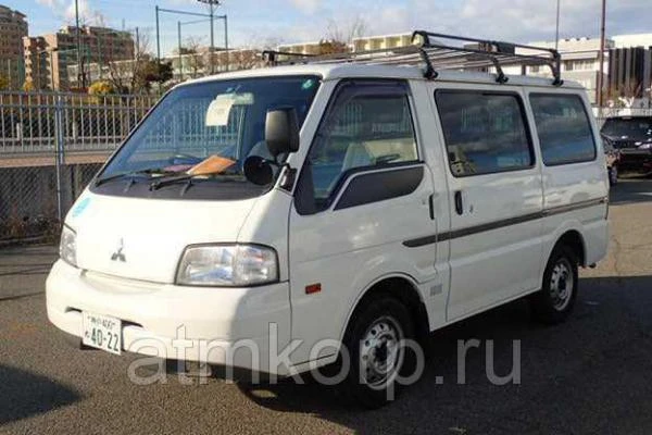 Фото Микроавтобус грузопассажирский MITSUBISHI DELICA гв 2011 багажник салон 2-5 места груз 750 кг пробег 82 т.км