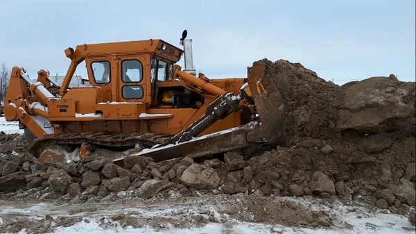 Фото Сдам в Аренду: 2-а Бульдозера Komatsu D355A-3 Bulldozer, полный капремонт! ОТС!!!