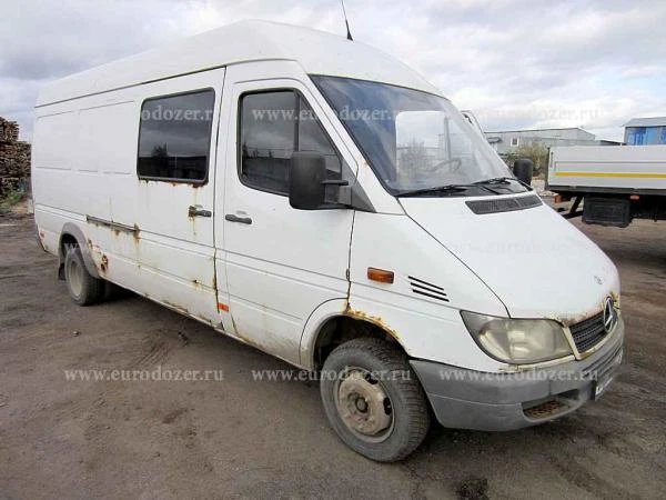 Фото Фургон MB Sprinter 411