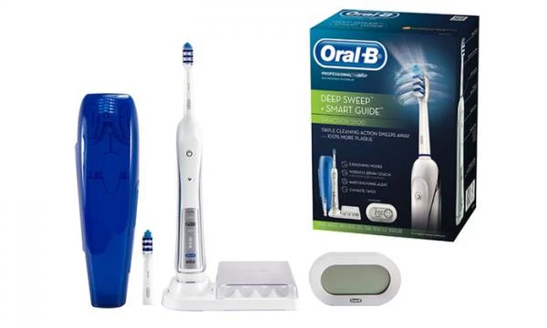 Фото Oral-B Электрическая зубная щетка Oral-B Pro 5500