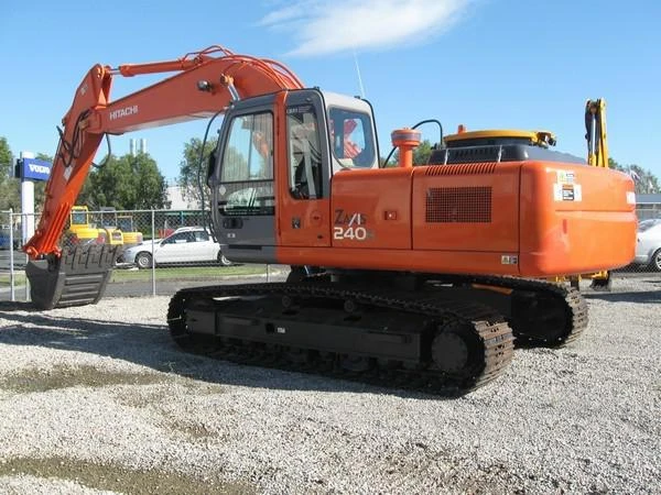 Фото Гидравлическое оборудование Hitachi ZX240H