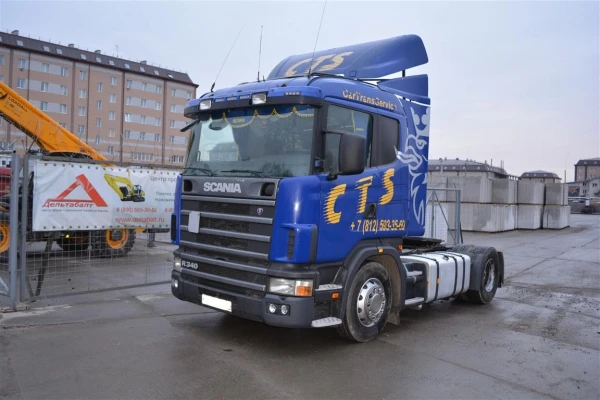 Фото Тягач SCANIA P114