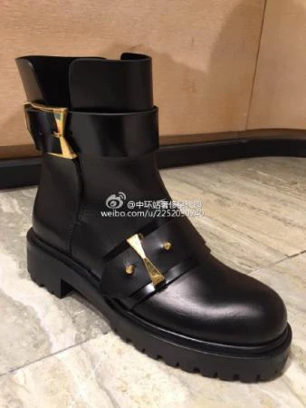 Фото Женские сапоги Alexander McQueen 11500hk MCQ SS15