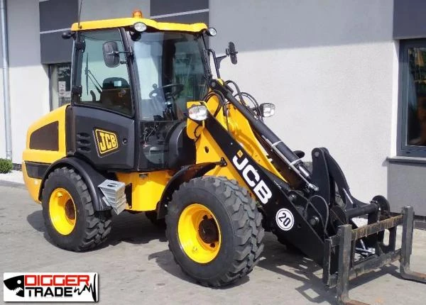 Фото Фронтальный погрузчик JCB- 406