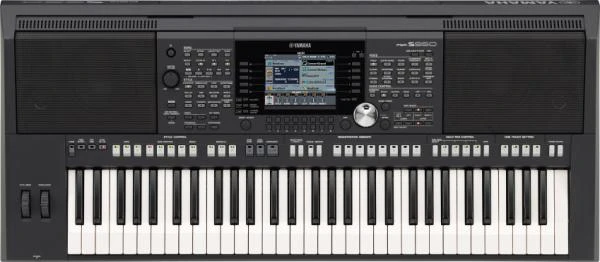 Фото Музыкальная рабочая станция YAMAHA PSR-S950