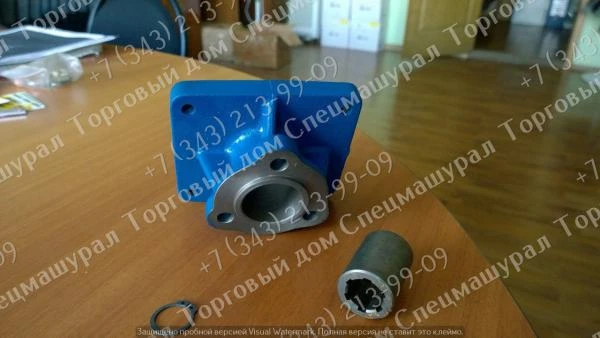 Фото Переходник к КОМ PTO HDX 01 P2 под насос НШ-32