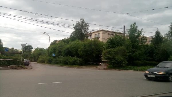 Фото Зем участок. пром назнач. 1 Га. центр города. граница-НТМК