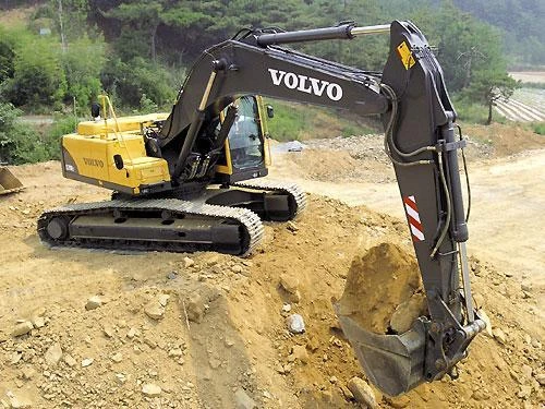 Фото Аренда гусеничного экскаватора Volvo EC290