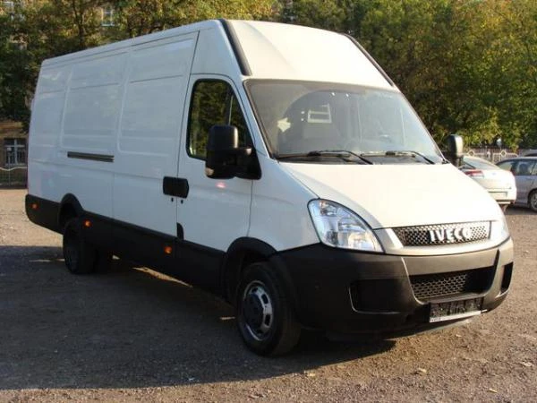 Фото Цельнометаллический фургон IVECO Daily 35C14NV (16 куб,газ)