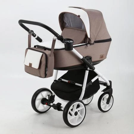 Фото Коляска 2 в 1 BeBe-mobile Gusto кожа белая/бежевый с карамельной отделкой