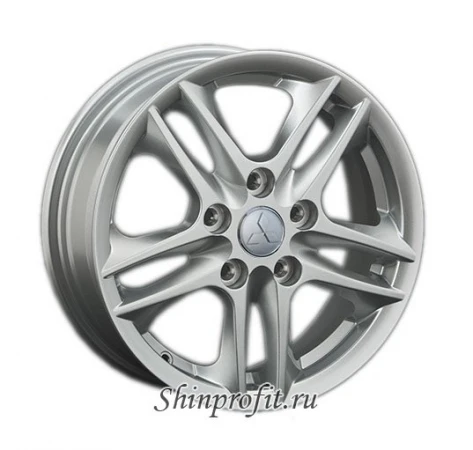 Фото Replica MI88 5.5x15/5x114.3 D67.1 ET46 Silver