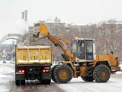 Фото Вывоз снега в Нижнем Новгороде