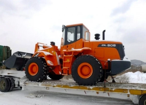 Фото Погрузчик фронтальный Doosan DL505