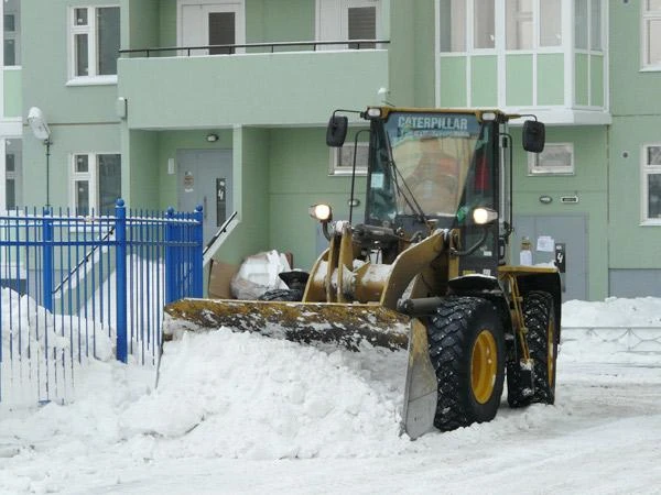 Фото Уборка и вывоз снега, мусора