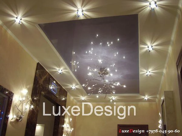 Фото Европейские натяжные потолки в коридоре LuxeDesign