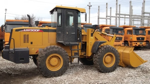 Фото Погрузчик XCMG LW300F