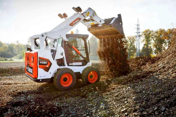 Фото Мини-погрузчик Bobcat S530